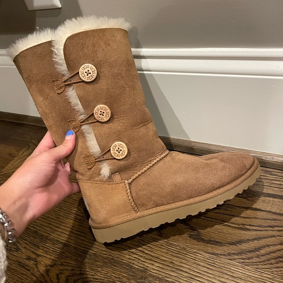 UGG Shoes - Ugh Bailey Button Boots Triplet